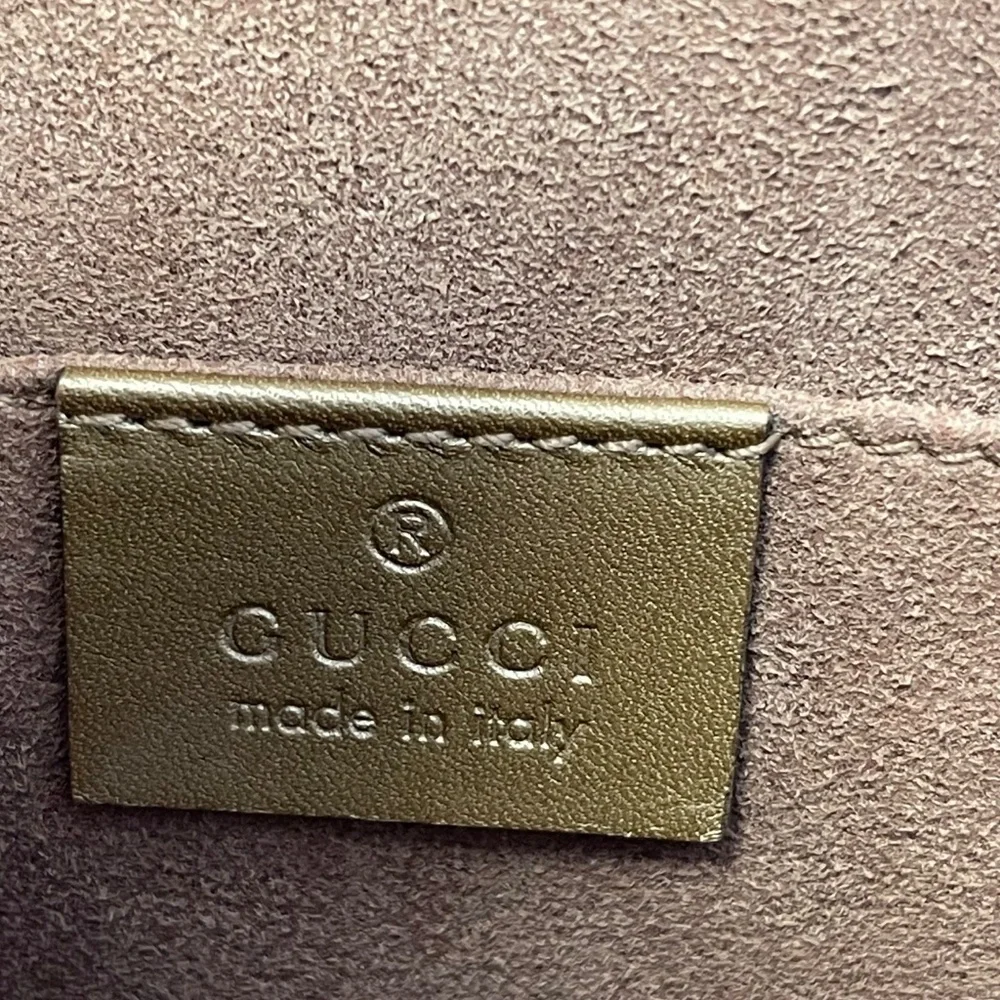 Gucci Gold Laminated Lizard Clutch w/ Crystal Dragonfly Embellishments-Preloved - Picture 13 of 16